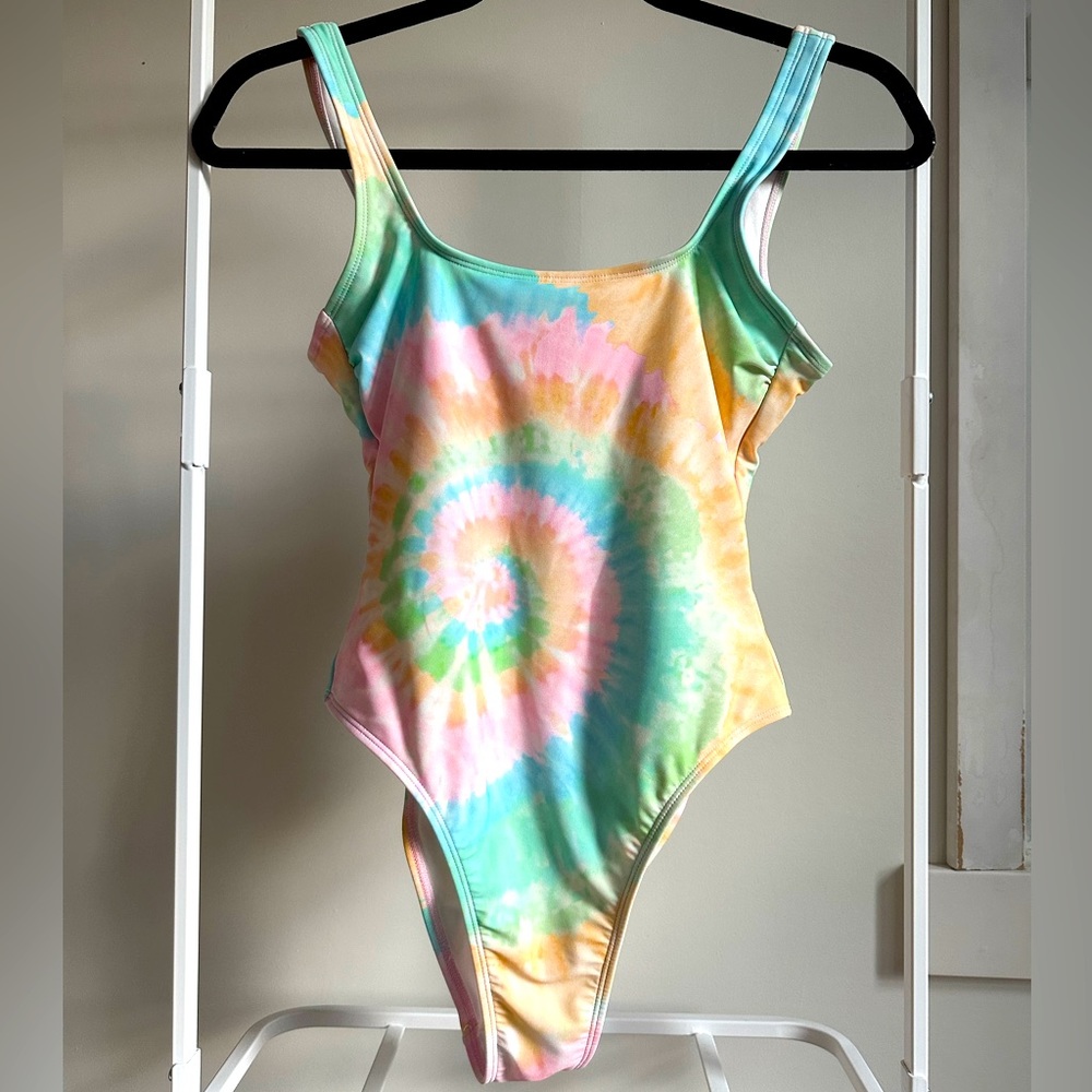 Gorgeous tie dye one piece swimsuit